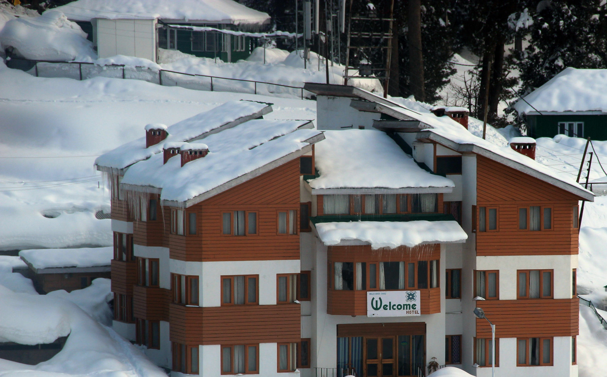 Welcome Hotel Гульмарг Экстерьер фото